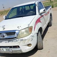 هايلوكس • ٢٠٠٦ • كفاله كامله