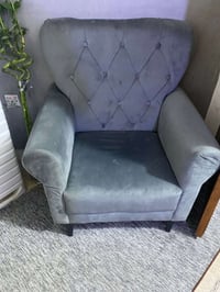 كراسي • مكان الحريه • نظيف