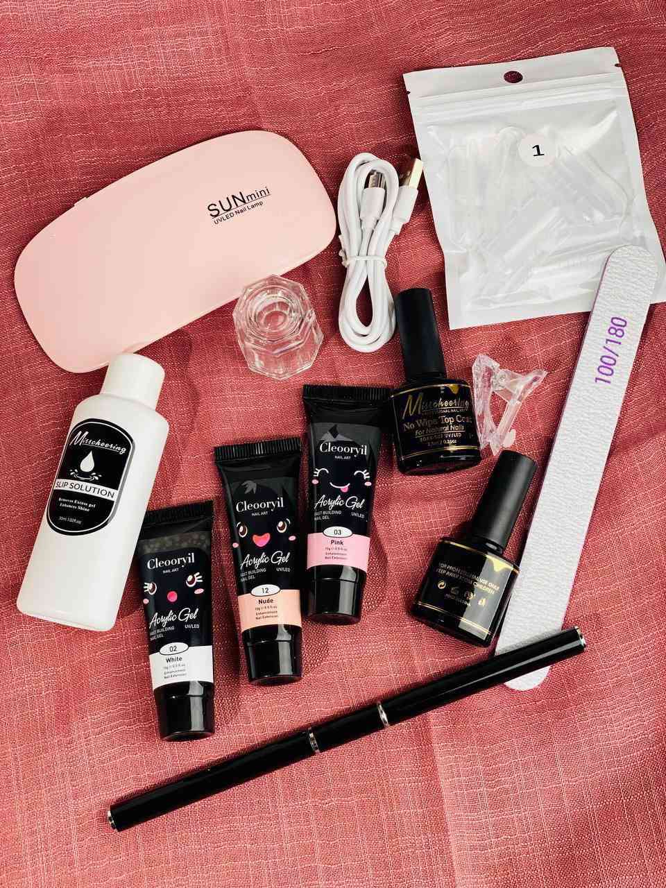 بكج حقيبة اكرلك متكاملة مع جميع ملحقاته الضرورية 💅
بولي جيل من Misscheering PROFESSIONAL NAIL ART KIT 
#الاصلي💯
حقيبة مجموعة متكاملة لصناعة اضافر الاكرلك تحتوي على كل القطع اللي تحتاجها حتى اتسوي اكريلك وانتي بداخل البيت مع حقيبة :


**إذا كنت صاحب هذا الإعلان وتريد حذفه لأي سبب، رجاءا أرسل رسالة إلى الدعم الفني**