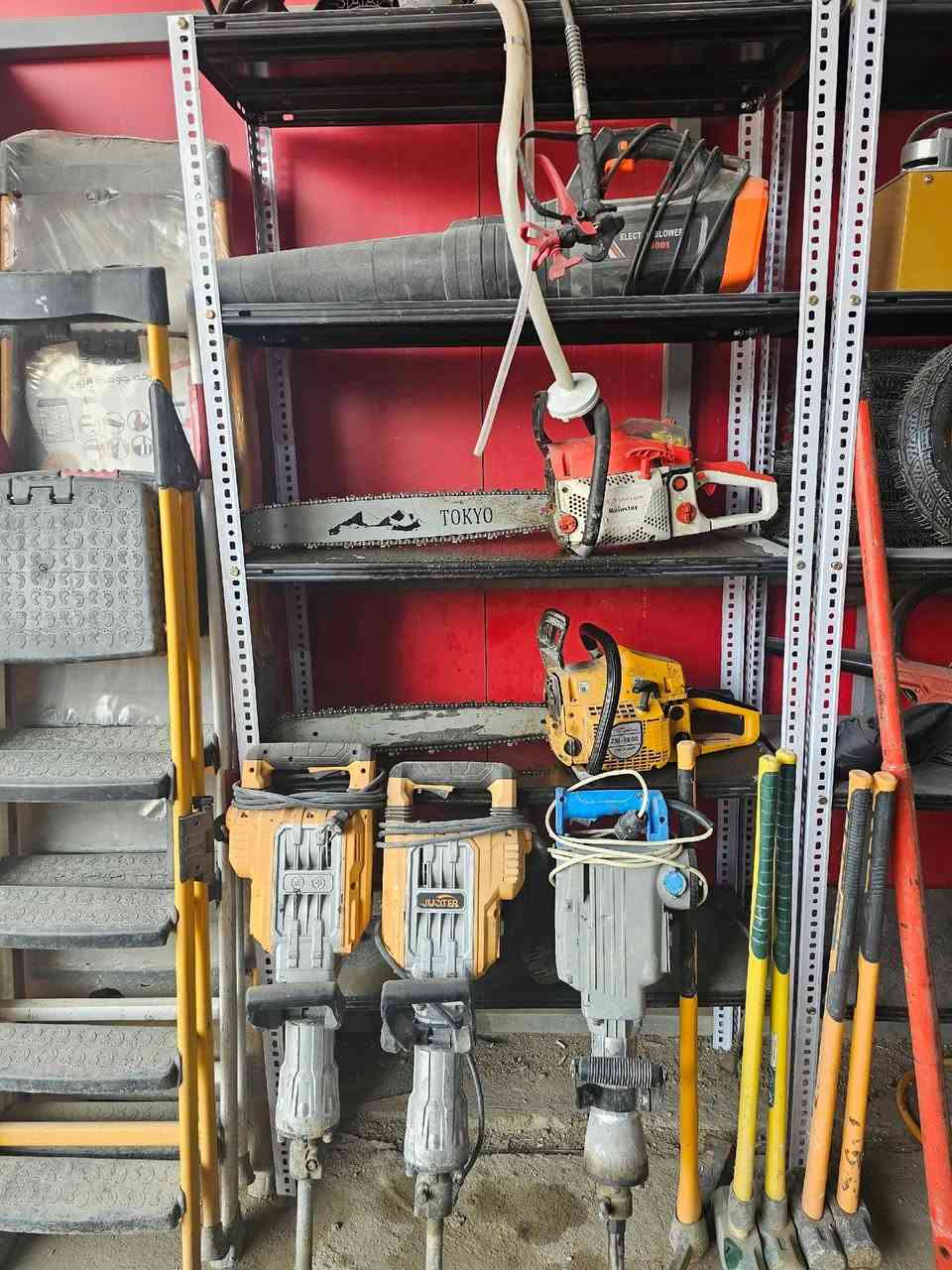 سكلة المصطفى للتاجير فقط  للعدد وكافة مواد البناء العنوان كربلاء البوبيات عامود 61
***********

***********
