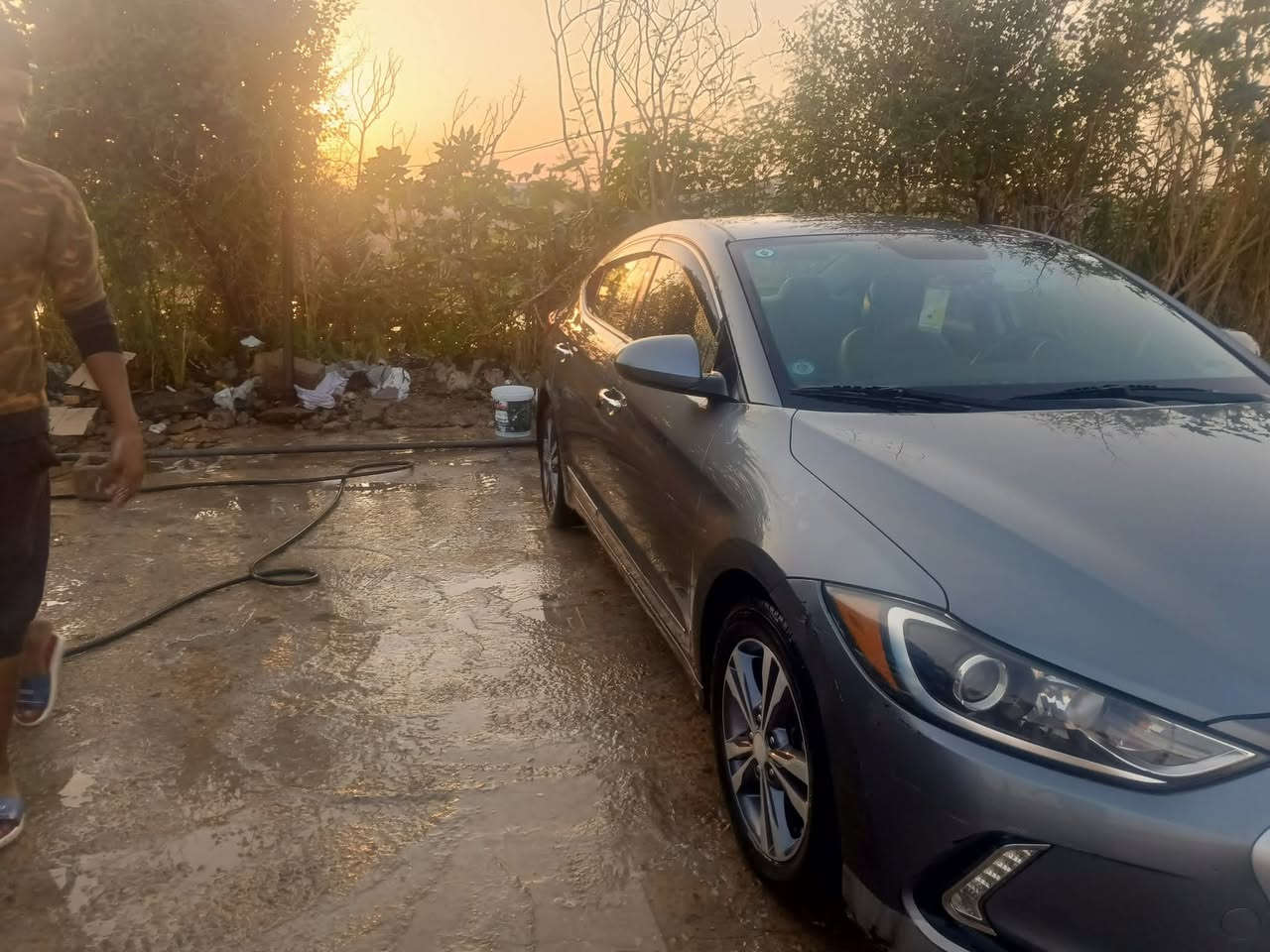 السلام عليكم النترا موديل 2017 وارد امريكي حادثه  قبق جنطه سنويا مجدده باسمي مكينه 2000 دوش السعر128 وبيها مجال مكان الكوت زين القوس ***********
