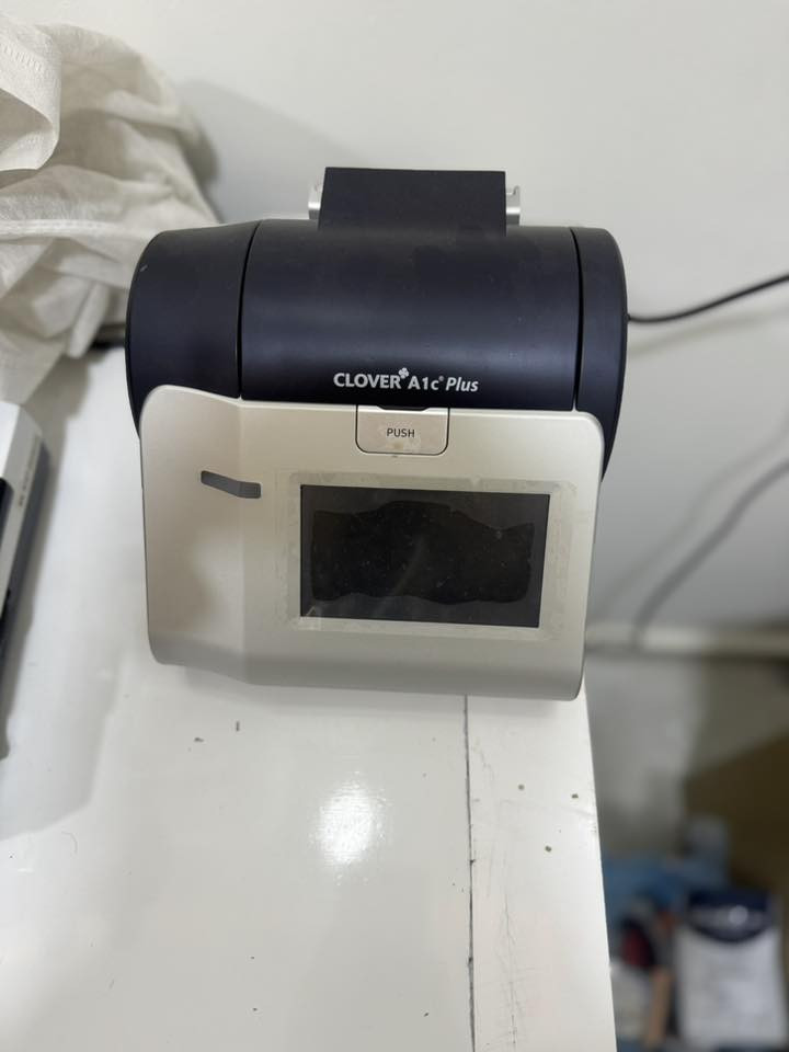 جهاز سبكترو
جهاز كلوفر A1c
جهاز سنترفيوج 
جهاز cbc bc10
مجهر 
التواصل رقم ***********
