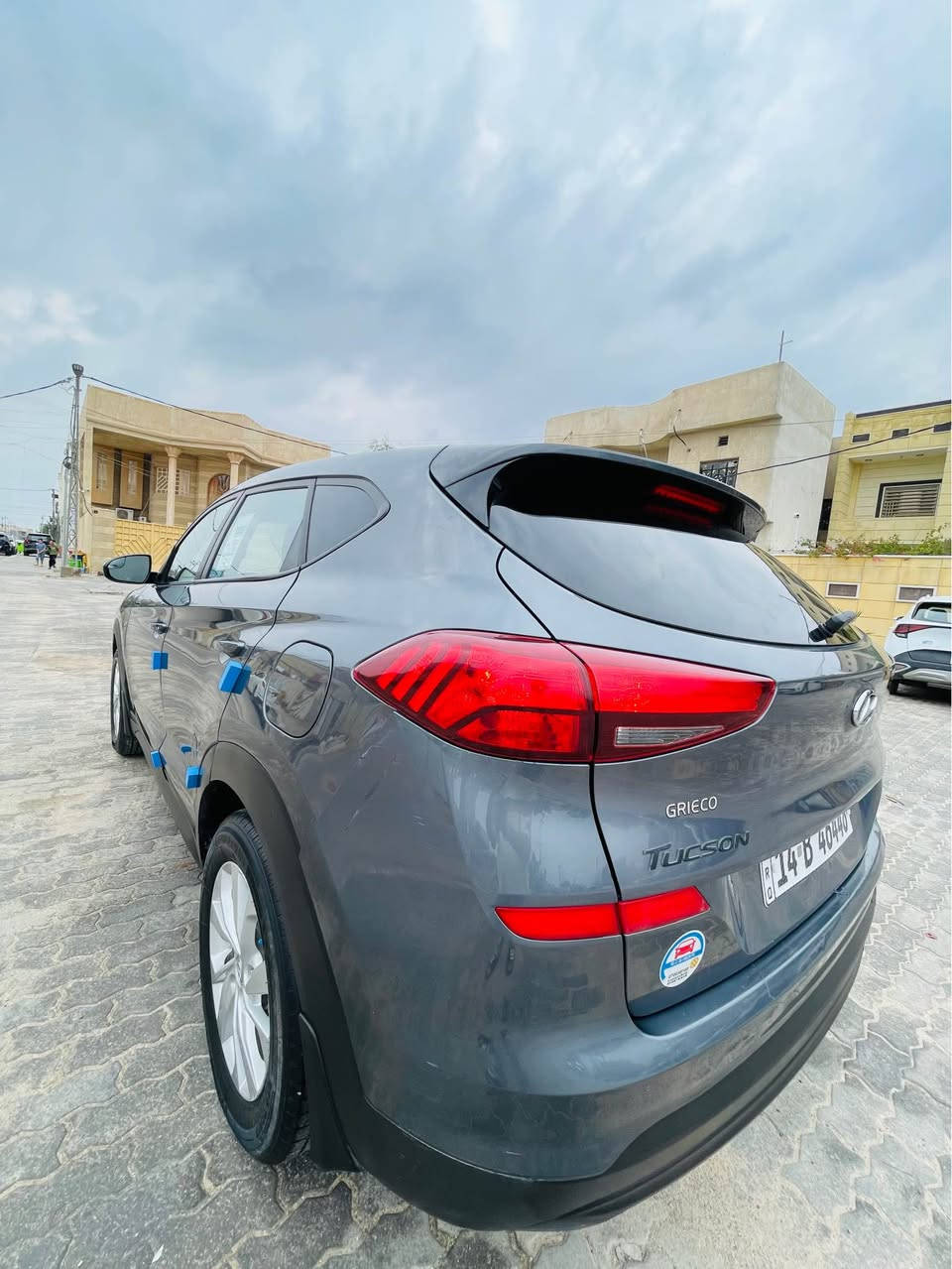 للبيه هونداي توسان موديل 2019 وارد امريكي رقم بصره الجديد هزه جديده سنويه 27 تحويل ثاني يوم سياره مال بنيه وبسمهه مواصفات SE نص فول شاشه جبيره هاند بريك كهربائي قياده ذاتيه محرك 2000 ماشيه 95 الف السياره مابيهه اي نقص جاهزه محرك كير حداده تبريد ثلج حداده نافصهيه كلهه تخم تاير جديد العينه مابيهه اي كلوب مشتغل لايت زنون السياره حدثهه جاملغ وبنيد بدون دواخل وبيهه ثطعتين صبغ يعني 4 قطع صبغ ويا الضربه مال امريكا السعر 130 وهاذا رقمي متواجد اي وقت *********** البصرة, العراق
