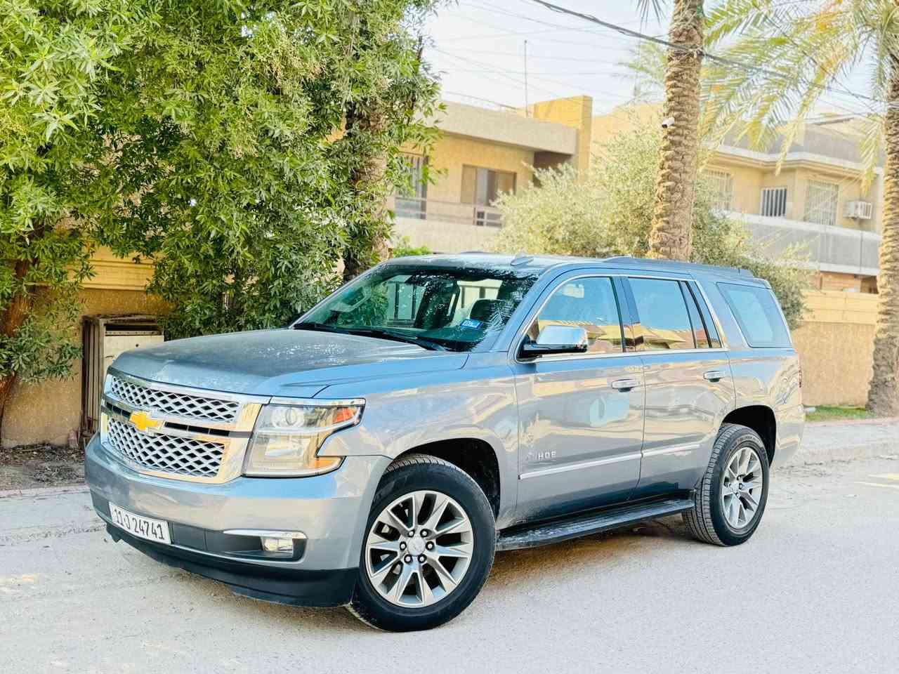 تاهو LT  العلامة الضوئية مديل 2019 اصل بسمي شخصين
السعر : 295 وبيها مجال 
رقم الهاتف ***********
حادثها جاملغ الخلفي وباب بدون ايرباك

رقم بغداد بسمي هزه وفحص جديده 

مواصفات ال LT معروفه 
بجم نيكل ودعامية دبل لحيه 
رادارات 
سقف كنتاره 
تخم تاير 
ويل مديل 23
تحديد مسار 
كشنات كهربائية
شاشة كبيرة 
عداد ديجيتال 
انظمة قيادة 
باب خلفي  كهرباء 
حساس امامي خلفي 
اوتو هود 
تحديد المسار
ثلاجة
وغيرها من المواصفات 
كجات برايمر 
مانع تصادم 
تشغيل عن بعد 
أبواب بصمه 
سايد بريك بصمه 
شاشه كاربلي
