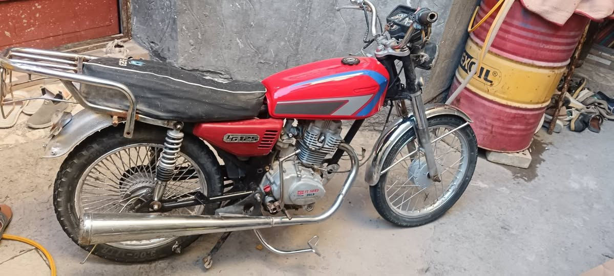 اوراق اصوليه مكينه 5 كير دراجه نضيفه سعر 350 تواصل 
*********** واتساب وخاص
