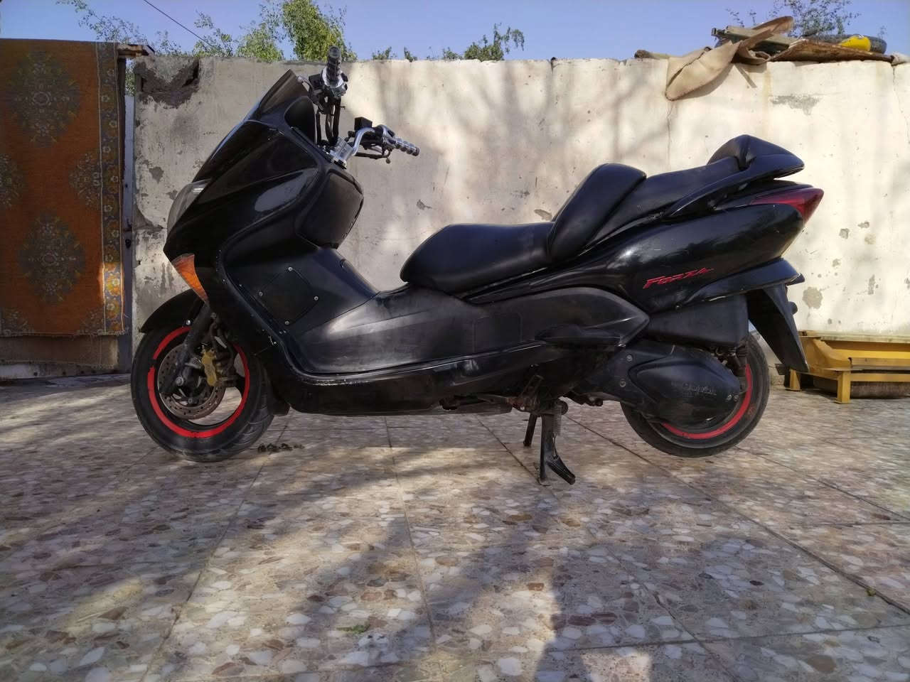 دراجه فورزه صفر ٨ دراجه حلوه وكفر نضيف سلف بي وقت لاحماوه نعمه سعر ٦٥٠ مكان سماوه قضا رميثه مستعجل عل بيعه


**إذا كنت صاحب هذا الإعلان وتريد حذفه لأي سبب، رجاءا أرسل رسالة إلى الدعم الفني**