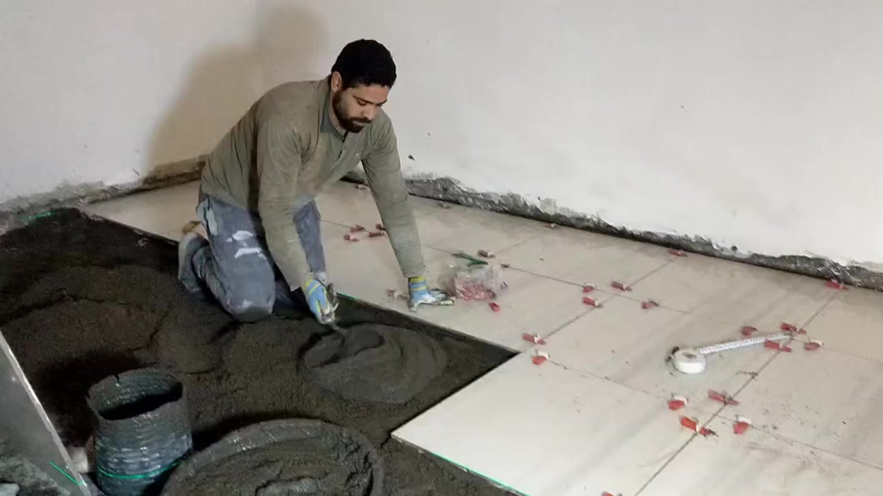 ابو مريم المصري خلفه تطبيق سرميك بورسلين مرمر كاشي متفرغ حاليا في بغداد واسعار  مناسبه للكل ***********
