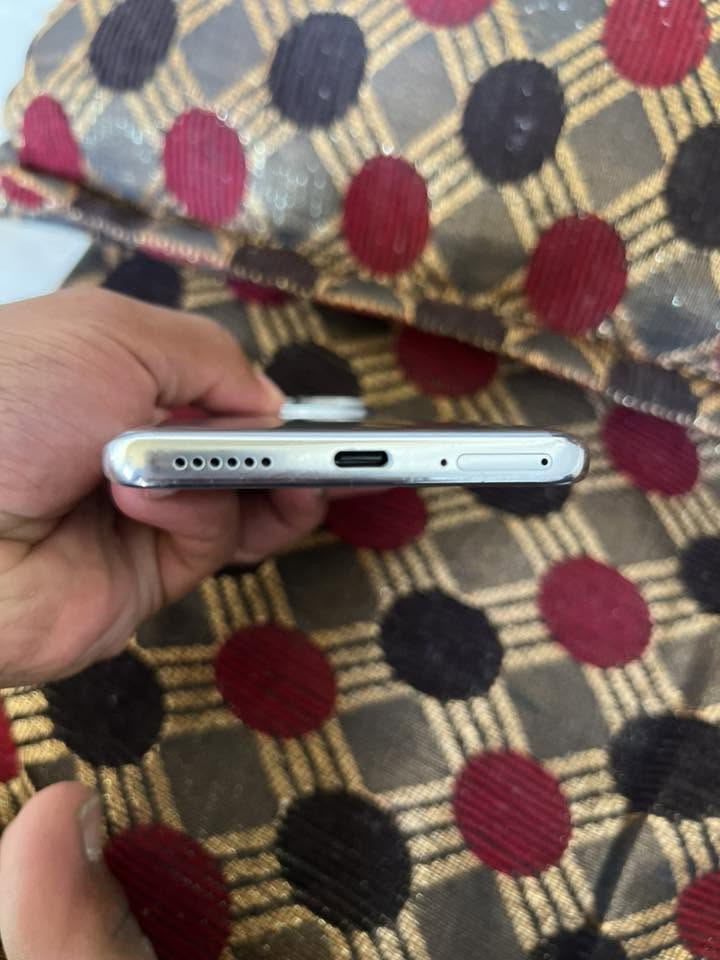 جهاز جديد بوكوx7
ذاكرة500 

ببجي 90فريم 

نضافه 98

 مامبدي اي شي جهاز نضيف مستخدم شهر ونص 

سعرو 450 بي مجال قليل او مراوس 

13promax نضيف 

***********
***********
الايسر العربي
