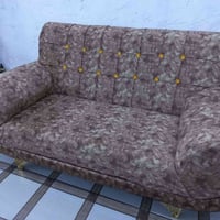 كنبة • نظيفة