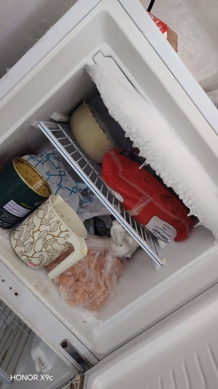 ثلاجه حجم وسط تجميد فول للبيع بسعر 125بحي النداء


**إذا كنت صاحب هذا الإعلان وتريد حذفه لأي سبب، رجاءا أرسل رسالة إلى الدعم الفني**