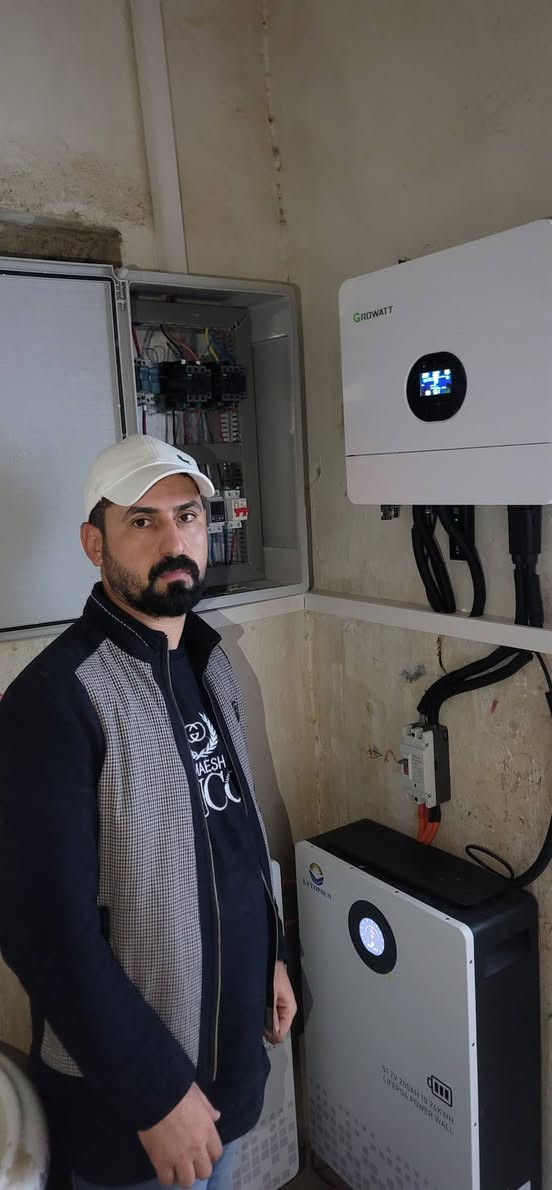 مكتب البيت المعاصر للبناء والتصاميم الهندسية ...
قسم الطاقة الشمسية ...

هل تبحث عن حلم استمرار الكهرباء إلى واقع؟ مكتب البيت المعاصر يوفر لك خدمات متميزة في حلول الطاقة النظيفة (الطاقة الشمسية ) بجودة عالية وذات شركات رصينة وبضمان حقيقي .

🔹 خدماتنا:
- تجهيز ونصب كافة المنظومات بسعات مختلفة حسب حاجة وطلب الزبون وبأسعار تنافسية .
- تصاميم بوردات حماية للمنازل والمحلات التجارية والمعامل تناسب احتياجاتك.
- مخططات كهربائية .

بادارة : المهندس حسين جابر السعدي

📞 اتصل بنا الآن:  
***********

مكتب البيت المعاصر هو خيارك الافضل في ديالى.
الموقع : (٧٨) 
نصب منظومة (٣٠) أمبير نهارا، (٣٠) أمبير ليلا 
الخالص - فلكة مصطفى جواد . 
للحاج : أبو سيف .
