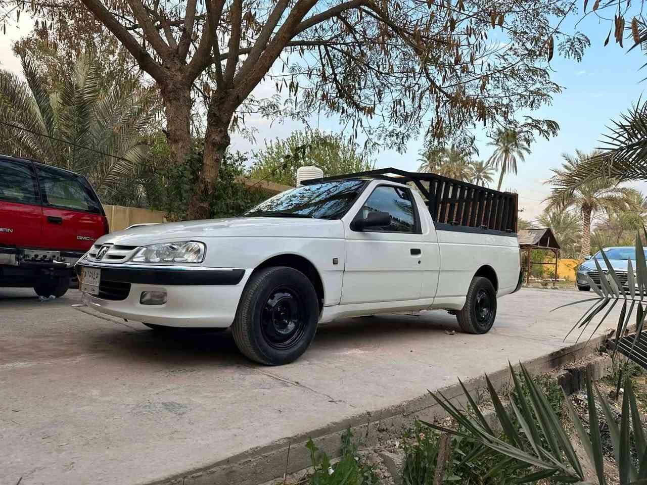 بيع مستعجل بلاش 
السلام عليكم بيع مستعجل
بيكم مديل 2016
الرقم بغداد مشروع وطني 
اسياره ما متعوبه مال بيت 
كهربايات كله شغاله 
كير مكينه كفاله 
اسياره كلشي بيه جديد وشغال
فقط جاملغ امامي 
المكان نجف 
السعر 35 وبيه مجال 
حك الجيه مكلف بل نشر
***********
