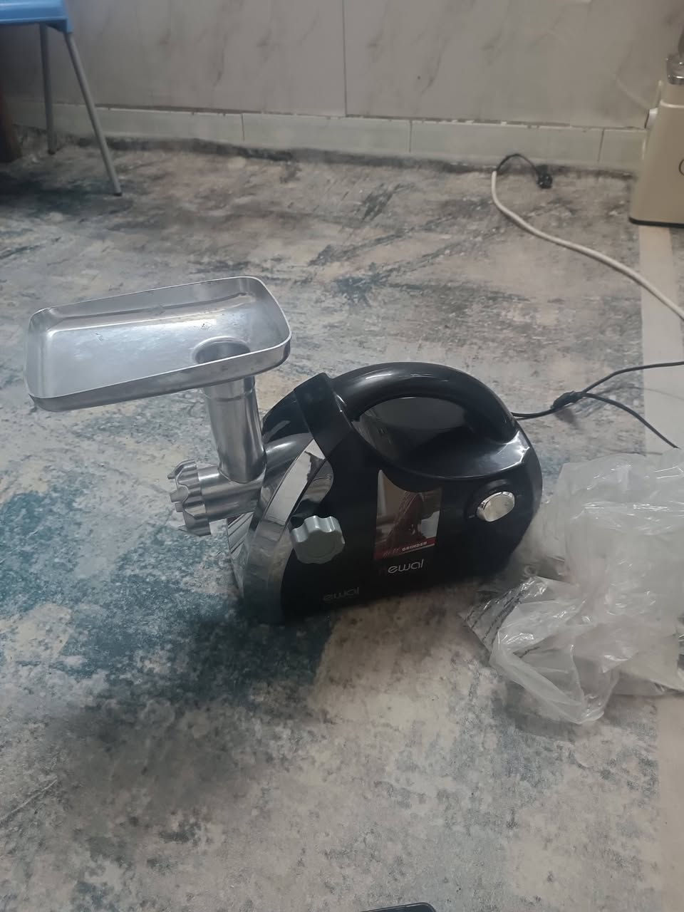 ثرامة للبيع شركة نيوال مستعملة كلش قليل مرتين أو ثلاث مرات للبيع سعرها 55 الف 
المكان البصرة الحيانية شارع ستين والاستفسار أكثر الاتصال او المراسلة على الرقم ***********
