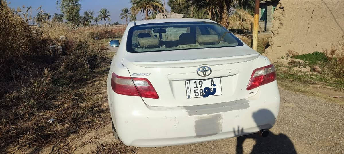 السلام عليكم 🔰
﷼ كامري للبيع مديل 
 ( 2008 ) كفاله من الكص والنقل 
وارد خليجي ✅
رقم انكليزي ✅
مكينه 2400
4سلندر ✅
صبغ اربع قطع 
بسمي رقم كربلاء✅
السعر 87$ وبيه مجال للطيبين 
الموقع ديالى بعقوبه ✅
للتواصل والاستفسار ***********
