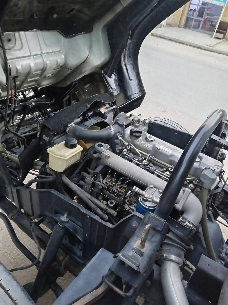 هونداي قلاب ٢٠١٥ سياره جاهزه للعمل للاستفسار ***********
