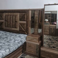 اماراتي • ١١قطعة • الطيوب