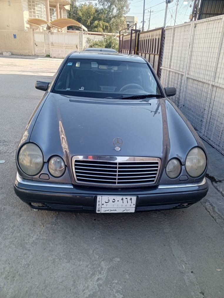 مرسيدس ام عيون موديل 98 محرك v  المرغوب سيارة كير عادي سيارة جاهزهه غرفة جديدة تبريد شغال شاشة ايباد رقم ديالى مشروع وطني تحويل بكل مكان السعر 80$ وبيه مجال للاتصال *********** بغداد, العراق
