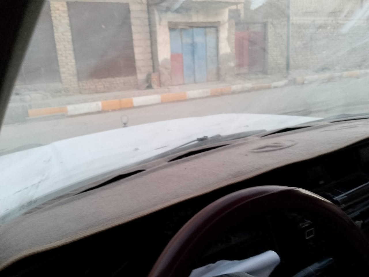 سيدان نضيفه مكينه وكير مكفولات صاحبه يمي تبريد وتدفئه ب62 وبيه مجال سوق الشيوخ ***********
