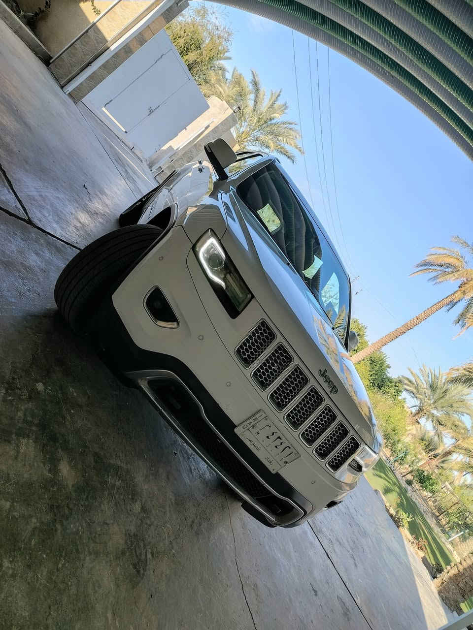 للبيع جيب مديل 14 لمتد فوول واحد ع واحد  سياره جديده معنى للكلمه  بيه بارد جاملغ امامي شبر وجاملغ خلفي شبر ع سونار شرط  اتصال عل هذا رقم ***********او واتساب او اتصل ع *********** سعرها ١٩٥ قفل المكان بغداد
