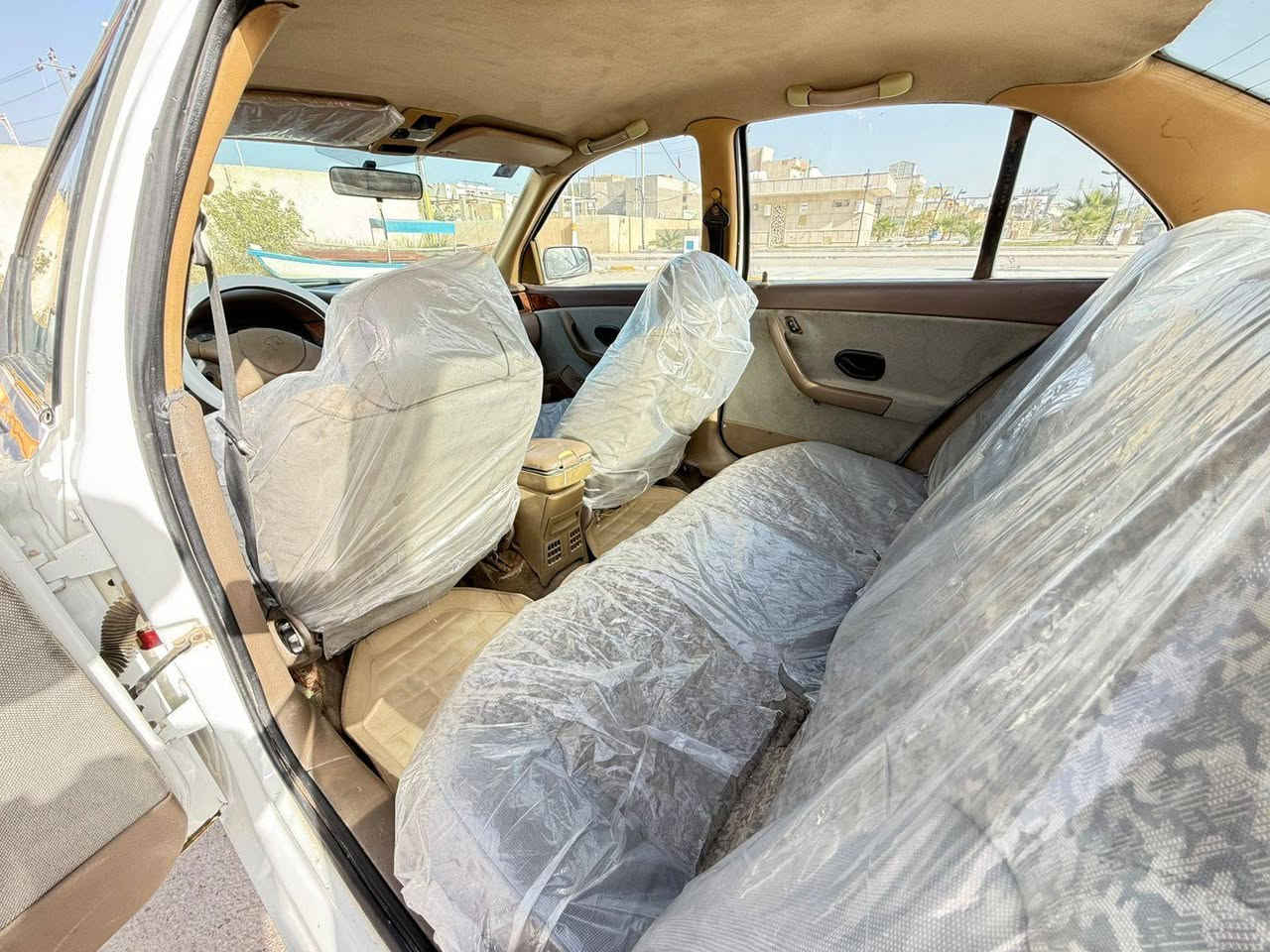 سلام عليكم
سياره سمند موديل 2011للبيع
هزه جديده ارقام انكليزي سنويه جديده السياره باسمي تحويل ثاني يوم  تخم تاير تبريد
سياره مكفوله من ضربه وتبديل بارد بخشم الجاملغ قليل وتحكيل قليل دواخل نضيفه كلش كهربئيات كله شغاله 
عنوان ناصريه مركز 
ه/***********
