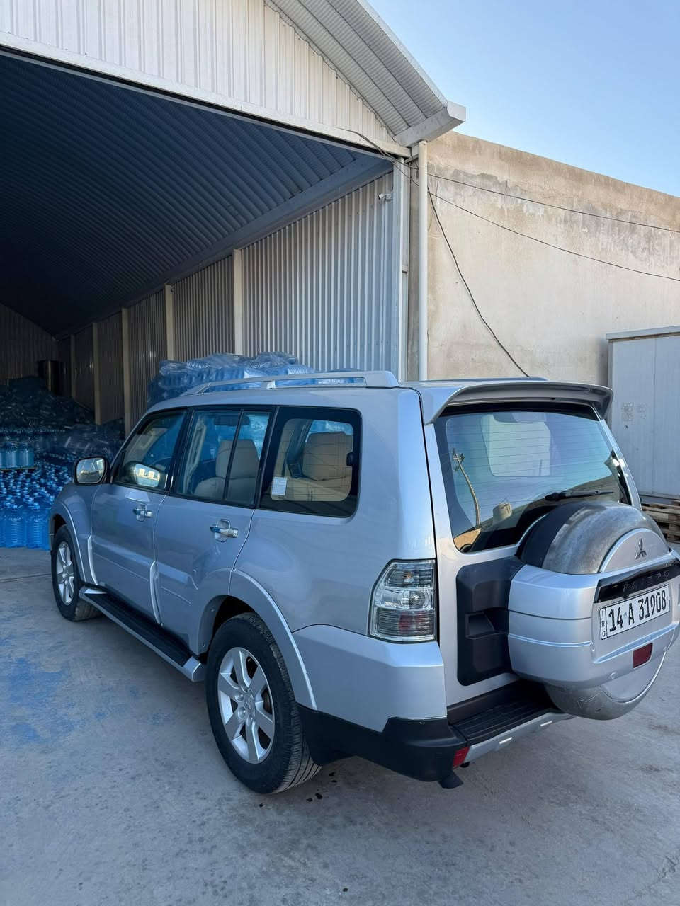 للبيع ميتسوبيشي بايجيرو 2008
سيارة وارد خليجي فول مواصفات حبتور مكفولة من الضربه والتبديل رقم بصرة بسمي سيارة جاهزه من كلشي السعر 115 للاستفسار : ***********

