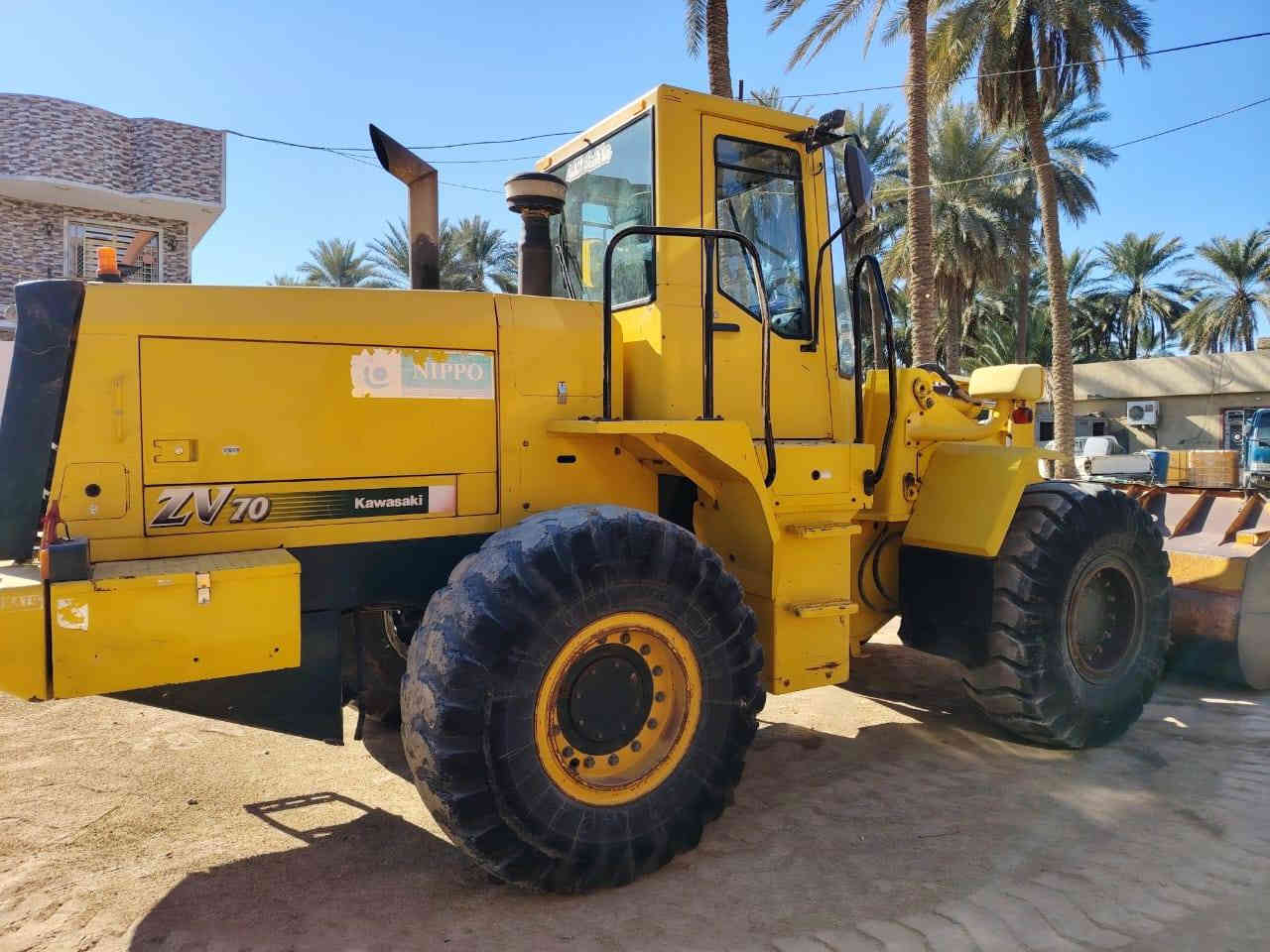 شفل كاوسكي Zv موديل ٢٠٠٩
رقم بابل سنويه جديده
مكينه هينو بلادي  السعر ٥٣ الف دولار رقم الهاتف ***********
