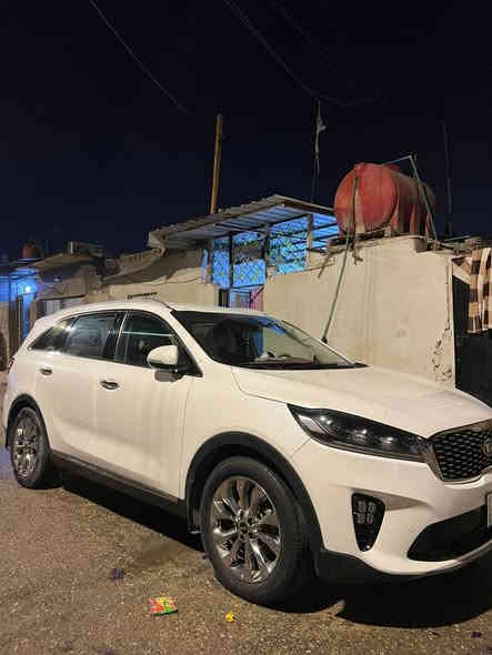 سورنتو 18 شكل ال20 سعرها 250 بيها مجال قليل كفاله 
محرك سته سلندر سياره جاهزه
تجي شوف العين احسن ***********
راسني واتساب اتصال وني 
خادم
