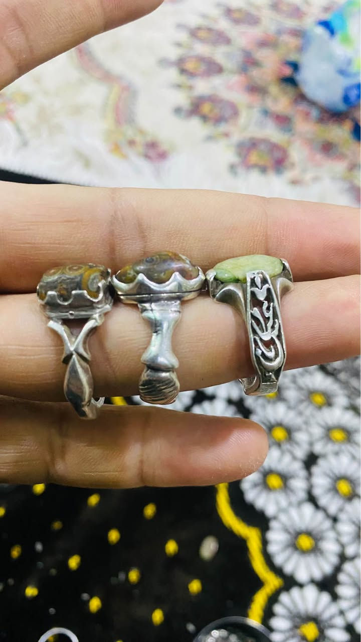 محتبس فضه قديمات تلاثتهن شلع وحده سعر 100 الف بغداد, العراق


**إذا كنت صاحب هذا الإعلان وتريد حذفه لأي سبب، رجاءا أرسل رسالة إلى الدعم الفني**