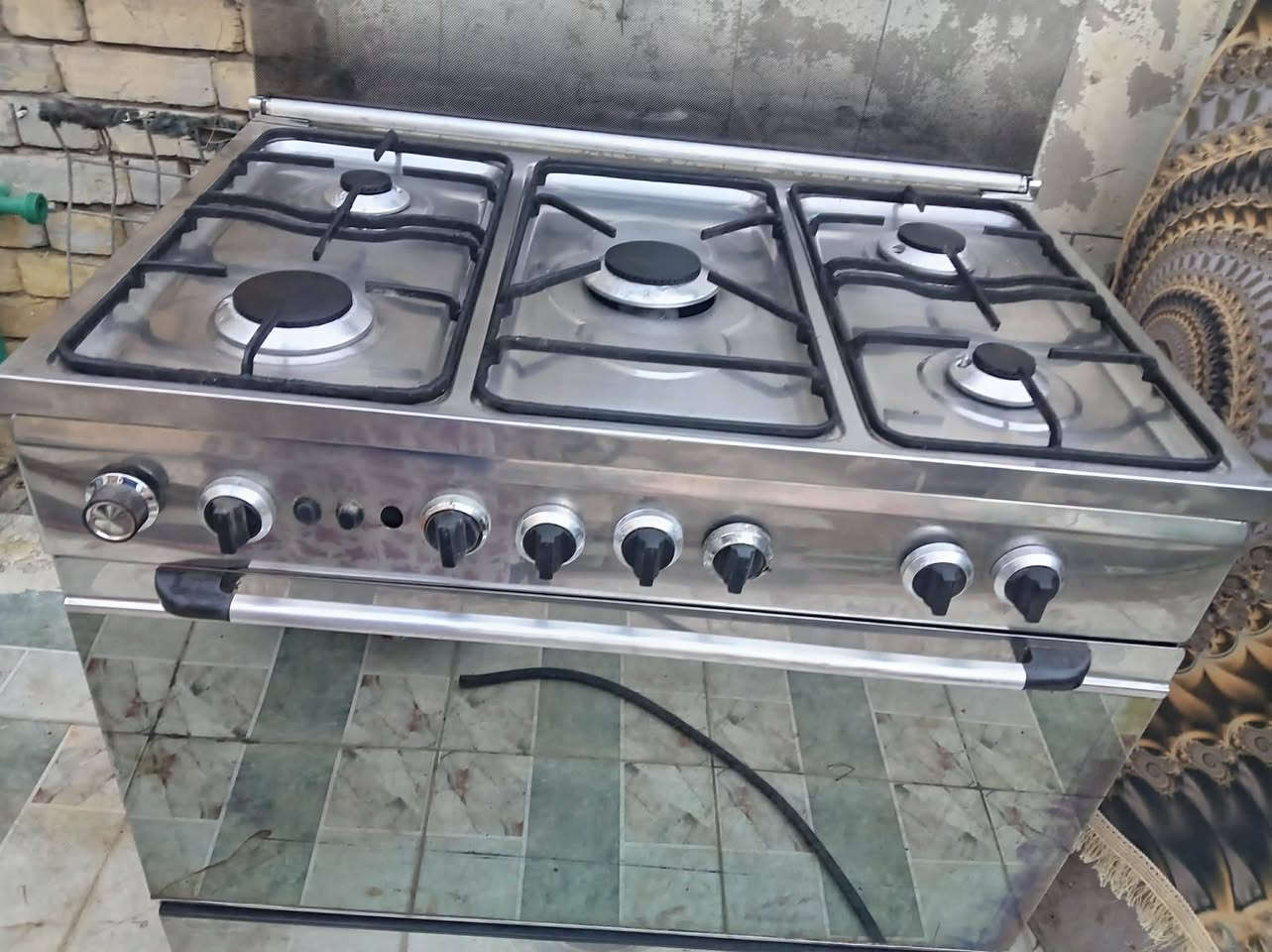 طباخ فريش مصري  شغال كله ع فحص ب ١٧٠ مركز الديوانية  ***********
