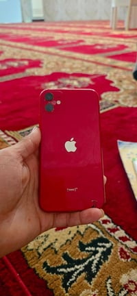 ١١ عادي مراوس بااكس ماكس👇🏼 بطاريته٨٨ شاشه اصليه كلشي شغال بس نقطه وحده...