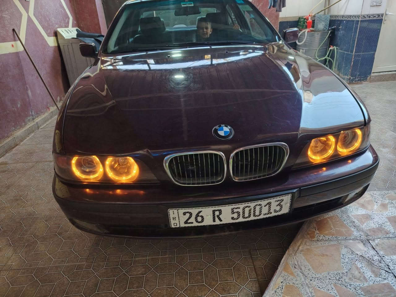 سلام عليكم BMW موديل 98 للبيع سيارة حلوه نقصها صدر نص عمر والبنكه مال التبريد مصبوغه حزام بس ابيع صبغ عام مكان سامراء *********** السعر 85

