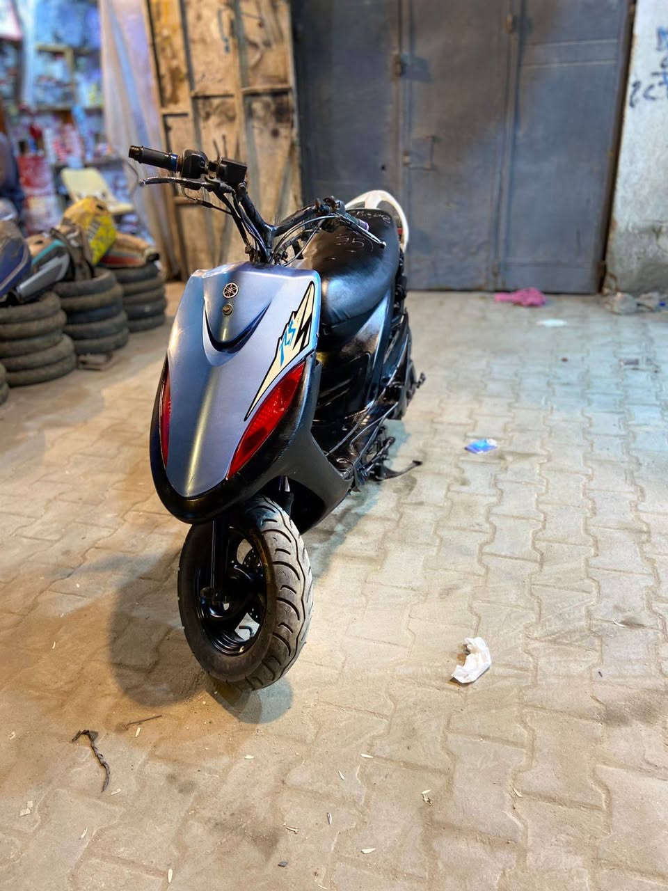 سلام عليكم دراجة ماكس عدلة مفتوحة مكينة 49 مكينة ناعمة السعر 450 وبيهة مجال عنوان  ابو الخصيب اتصال ***********
