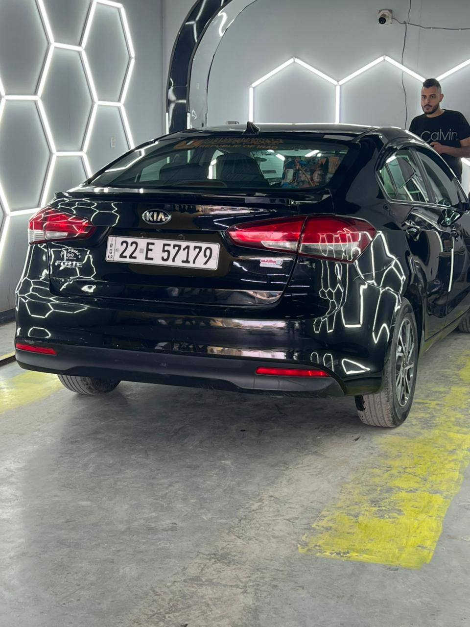 فورتي ١٧ للبيع 
مكينة ٢٠٠٠ دوش المرغوبة
گير AT المرغوب 
گير ومكينة كفالة 
صدر ٩٠ 
السيارة عليهة بوليش قبل سبوع وتلميع تخبل ليرة السيارة 
السيارة عليهة ادامة كاملة مجاول بلكات جويتر منظومة بانزين كاملة فيت بم جديد اصلي وكالة 
السيارة عليهة دوشمة جديدة 
السيارة مال بيت ماخليك ربع تصرف عليهة شغل واطلع 
جام لايت جديد زينون ناصي 
السيارة رقم اربيل سعرهة ١١٢ وبي مجال وني خادم مكان السيارة حي الجهاد 
السونار مرفق مع الصور وكل التفاصيل موجودة لحد يخابرني يكلي شبيهة 
 بي واتساب***********
