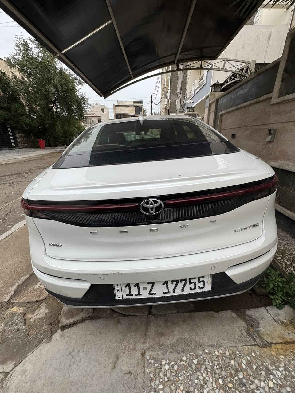 تويوتا كراون 2023 وارد امريكي لون ابيض
حادثها جاملغ ومعدل عل بارد بدون صبغ 
وصور الحادث بل منشور 
رقم بغداد شبه مميز 
المواصفات 
محرك 4 سلندر هايبرد بدون تيربو 
لايت اربع عدسات
بنوراما 
شاشه جبيره 
كشن خزن 
كشنات اماميه تبريد وتدفئه وخلفيه تدفئه
ويل 21 
كامرات محيطيه 
رادارات 360
ماشيه 38 الف كيلو
السعر 290 وبي مجال قليل 
مكانها بغداد العامريه 
رقم الهاتف ***********
