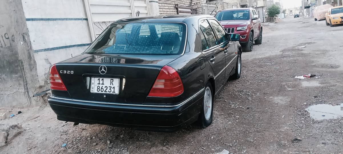 سلام عليكم عندي سياره مرسيدس بيبي شبح حجم
سياره بلاديه كير ومكينه بلادي
 320سي  موديل 1994كهربائيتها كلها شغاله تبريد نقص غاز  بيع مستعجل مكاني بغداد السعر 65وبيها مجال لشراي  
رقم الهاتف ‏‪***********‬‏
