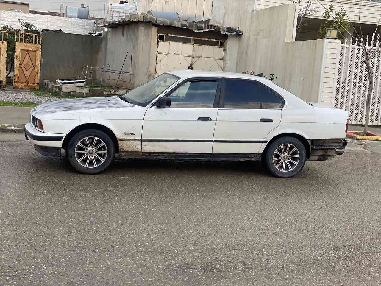 BMW 520فەل گێڕو مەکینەو ئەکسلو تەقەو ڕەقەو موسوو براوە مالی مەدەنی بەشەرت سەیارەکە هەتا بڵێی توندوو تۆلە تەنکا کەمێک دوکەلی هەیە ماباقی بەشەرت  250مەسروفی نیە. دەحامی دواوەشی دەگەڵە  دەژبولو بەرەدەرگەی جوانە سەیارەکە توندوو تۆڵە. سحری 20گەلاو مەجال. شوێن 4قورنە ڕانیە  *********** واست ئاپیشی لەسەرە  سەوداش ئەکەم لەسەر دڵ گرتن
