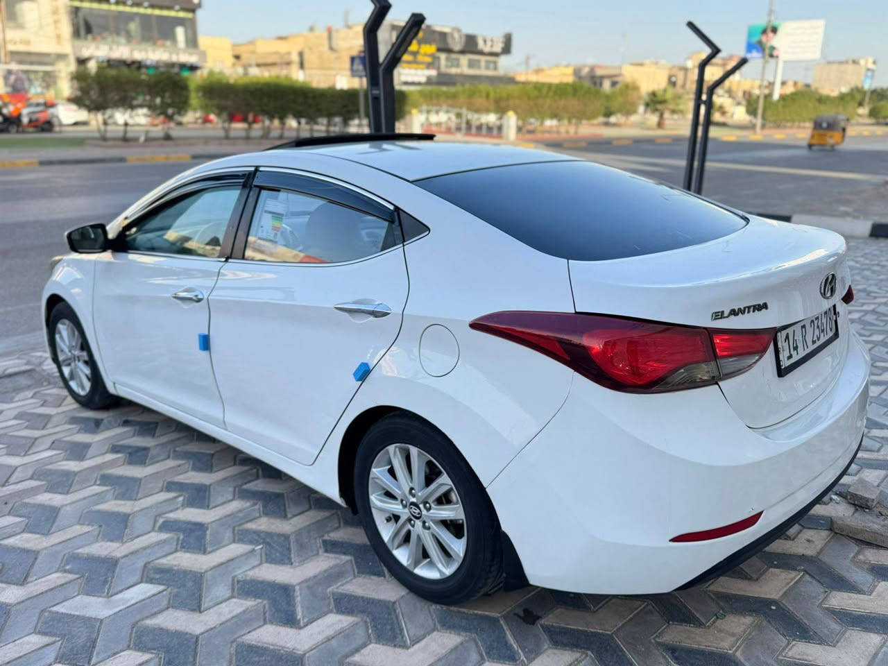 يالله السلام عليكم الانترا خليجي 2015 رقم بصره الجديد حداده مكينه كير كله جديد منضومه تبريد جديد سياره جهازه من كلشي 

مكفوله بيهه فقط الهلال صبغ والباقي مكفوله 
العنوان ميسان  السعر 117 وبيهه مجال 

رقم الهاتف ***********
‏‪+9647728437621‬‏
بيع مستعجل
