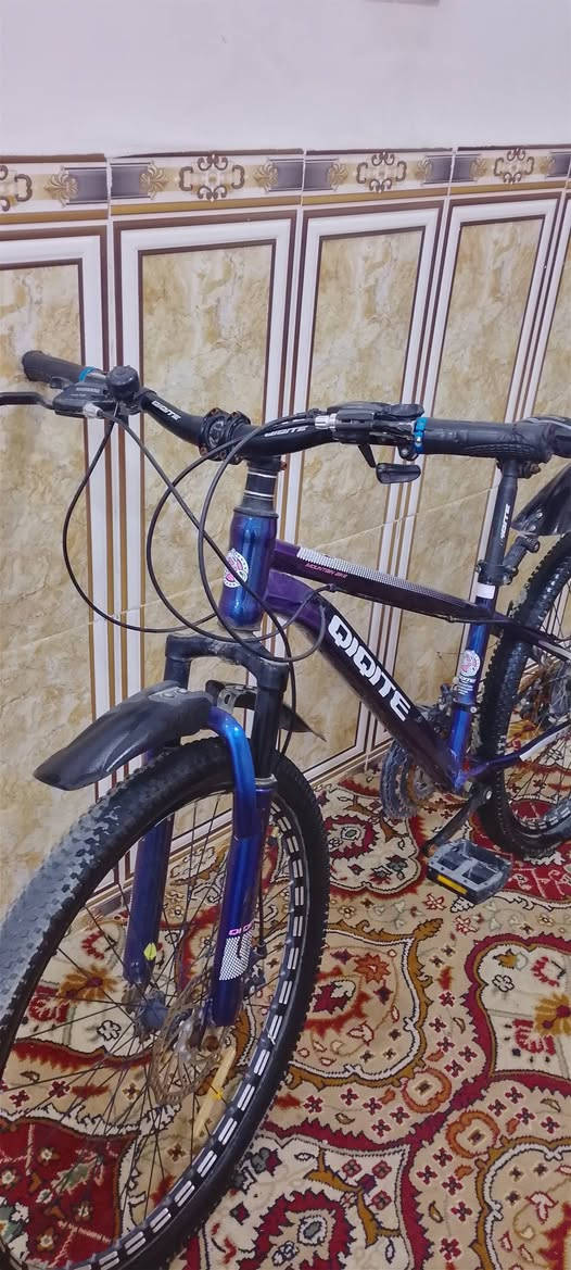 بايسكل جبلي للبيع نوعيه ممتازه
السعر 100
الصويره  حي الربيع


**إذا كنت صاحب هذا الإعلان وتريد حذفه لأي سبب، رجاءا أرسل رسالة إلى الدعم الفني**