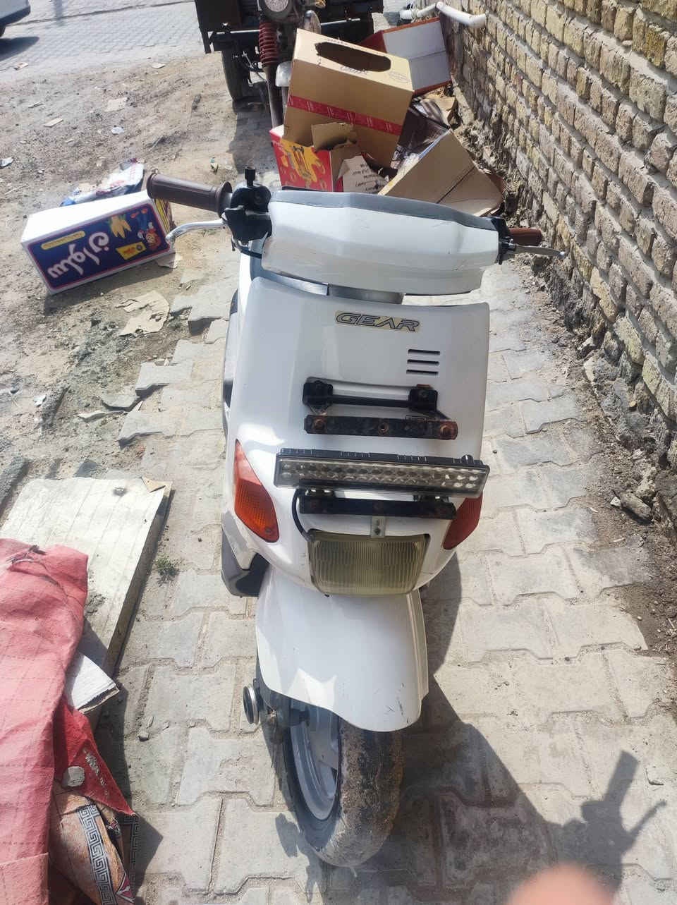 السلام عليكم دراجه بيكم سلف كهربائيات كله شغال مفتوحه فقط بوشه وبستم مكاني السماوه 
السعر 300 وبيه مجال ال مو شراي لا يتعبني


**إذا كنت صاحب هذا الإعلان وتريد حذفه لأي سبب، رجاءا أرسل رسالة إلى الدعم الفني**