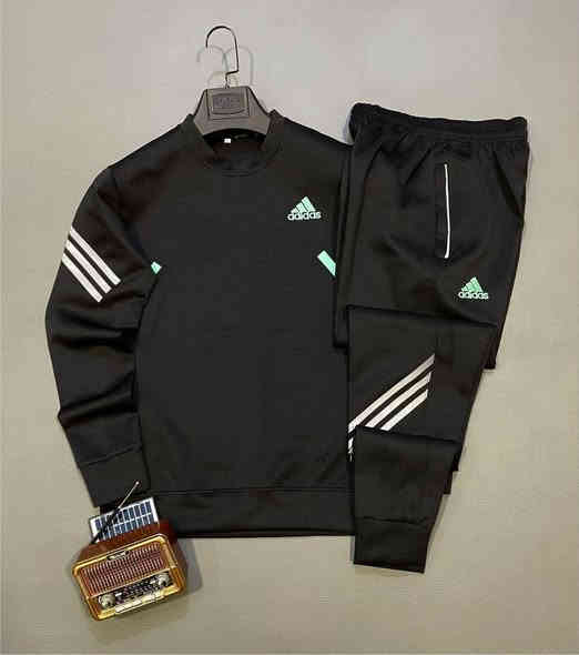 توفر لدينا هوديات وتراكات شبابي ورجالي وقماصل بسعر مناسب يوجد توصيل لجميع محافظات للاستفسار خاص واتس ***********
