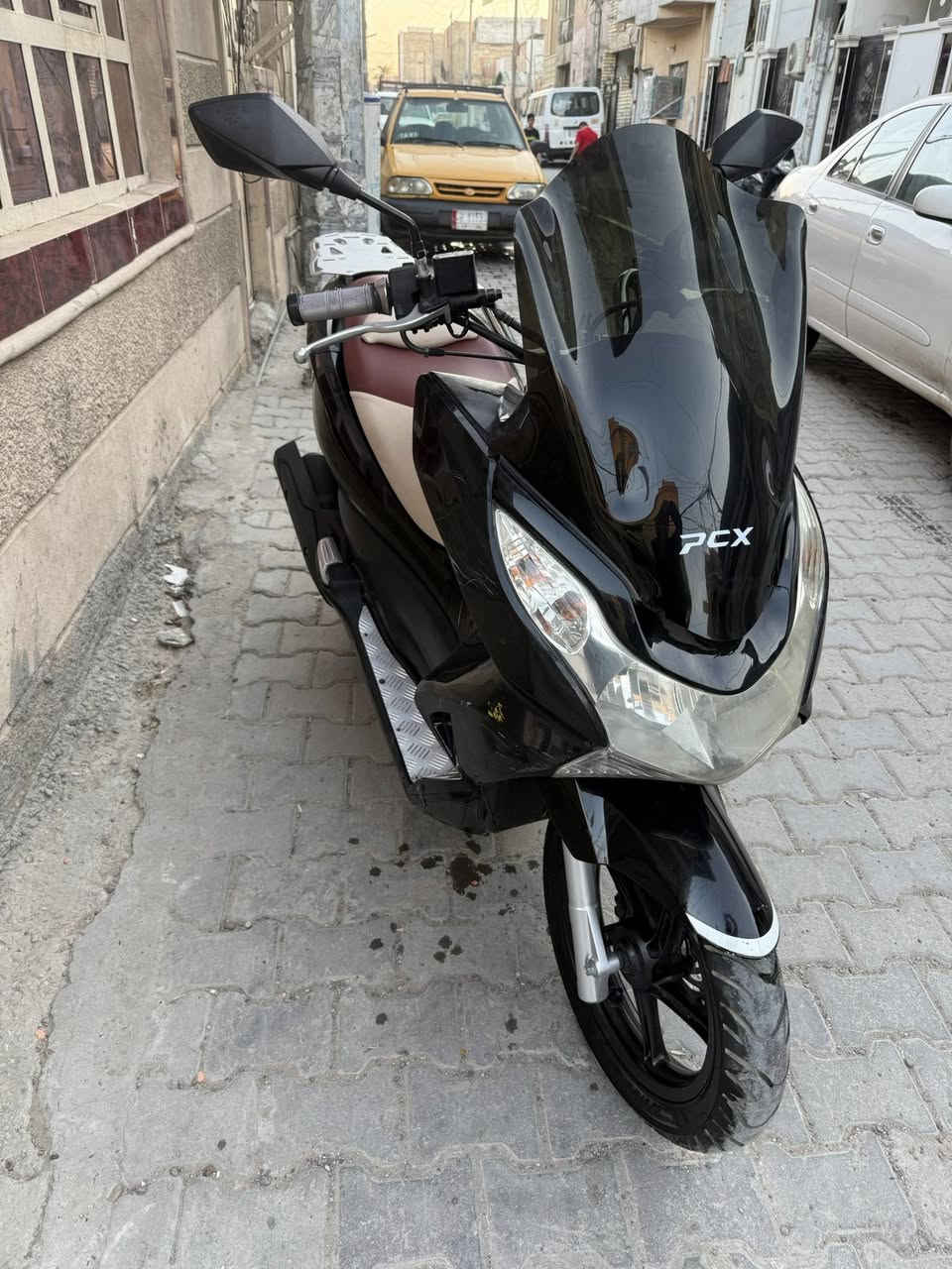 السلام عليكم دراجه للبيع  بس سي اف جيل اول السعر 9 اوراق  المكان الحريه الثانيه  الرقم ***********
