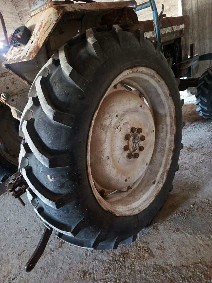 اعجال تركتر فورد قياسهن 38 جداد للبيع 0504800865


**إذا كنت صاحب هذا الإعلان وتريد حذفه لأي سبب، رجاءا أرسل رسالة إلى الدعم الفني**