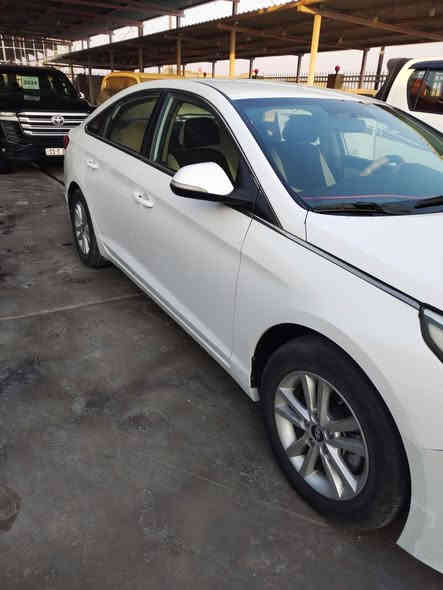 سوناتا موديل ١٧ بيها ٣ قطع صبغ سياره جاهزه للاخير تفاصيل اكثر ***********
