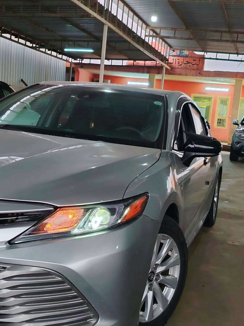 سلام عليكم سيارة تويوتا كامري موديل 2018 مواصفات LE
رقم سنويه هزا جديد بيه كوبون بانزين ماشيه 200_مكينه كير شرط ضرر نص بوند صبغ وبيه شبر بالجاملغ تعديل 
مراوسه حسب القناعة
عنوان طريق اربيل موصل ناحية برطلة
للاستفسار ***********/***********
السعر 180$$ وبي مجال
