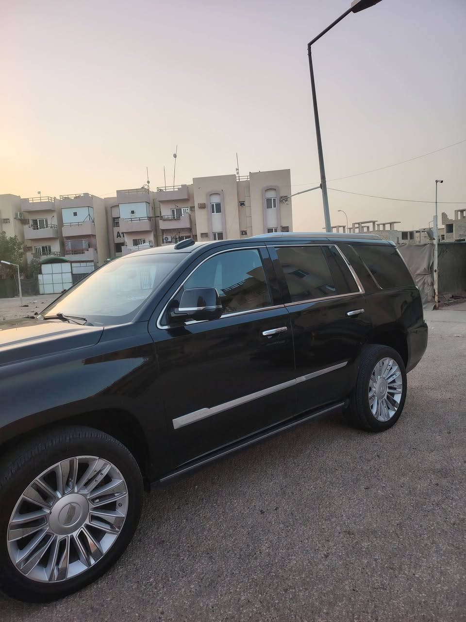 السلام عليكم كديلاك سكاليد فول مواصفات واحد / واحد 
كفاله عامه من الضربه والصبغ 
موديل 20 رقم بغداد بسمي 
سياره جاهزه كل نقص ماكو 
كله شغال تخم تاير جديد مكان الديوانيه السعر ب 4،15 بيها مجال رقم موبايل 
***********
