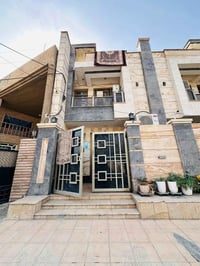 حي البنوك • ١٠٥م • مدخلين