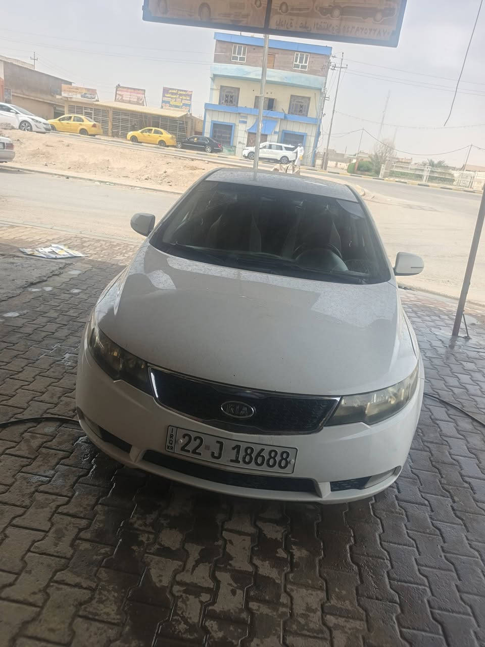 للبيع كيا سيراتو ٢٠١١ مكينه ١.٦  
كير ومكينه خير من الله لا تنقيص لا بخار
حداديه تخم تاير كله جديد 
السعر ١١٣ وبيها مجال 
***********
