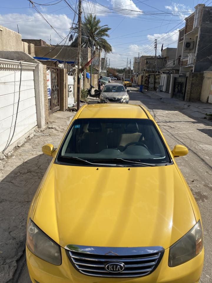 كيا سبكترا للبيع رقم انبار بسمي شخصياً سنويه ل2027 انكليزي بس الرقم الماني
2009 وارد امريكي ضربتها قبق جنطه وشويه من الحوض وهنا بالعراق انطخت بيدي باب السايق تبديل عندي صورتها قبل مابدل بدون دواخل تكم شواصي لغود كله مكفول كير مكينه خير من الله تبريد العام بدلت منضومه جديده وقبل اسبوعين بدلت فريز يعني تبريد انجماد خير من الله
رولات قوايش جوينات قاعده مال فيوزات كله جديد دوشمه عام ارضيه وسقف وكشنات شاشه وكامره دوراه
واسف على الاطاله 
مكاني بغداد الدوره خلف جامعه كلكامش
السعر67 وبيها مجاال بسيط
للاستفسار 
***********
