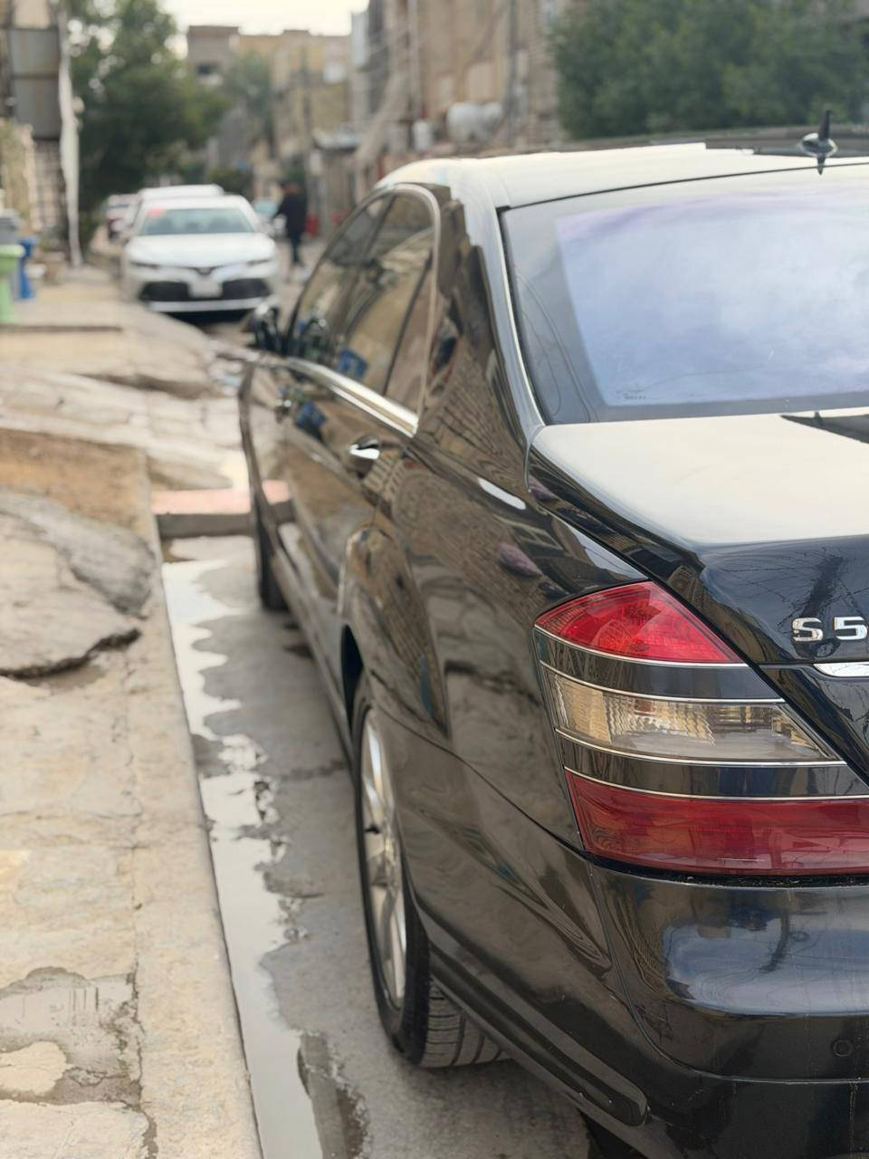 اسلام وعليكم شباب مارسدس s550 فول مواصفات السيارة ادوات مكفوله من الكص والسرقة والعشائر شباب اهل يعرفون شنو  مواصفاتها السعر 98 وبيها مجال مكاني الكاظمية ***********
