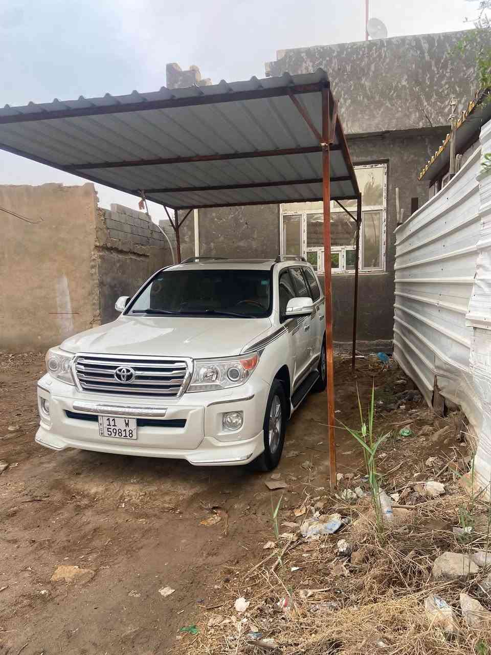 سلام عليكم لاندكروز مديل ٢٠١٤كشن كهربائي مكفوله كفاله عامه السياره خير من الله الرقم ***********
